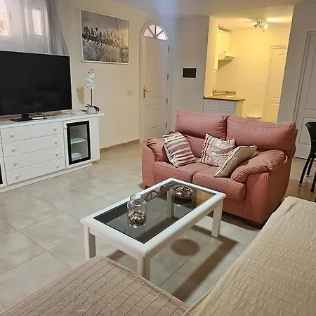 Apartment Perfect Getaway In Gigantes, Shared Pool-wifi *