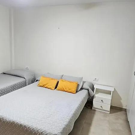 Perfect Getaway In Gigantes, Shared Pool-wifi Apartment *